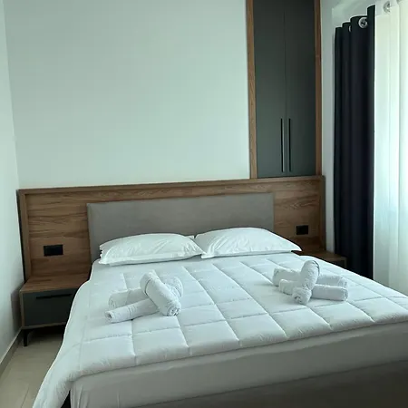 Gael Luxury Apartamento Berat